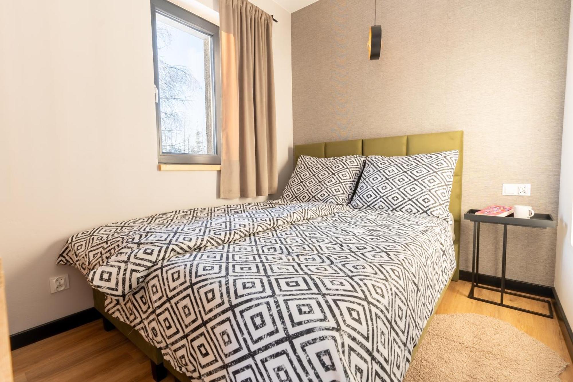 Zielona Zaba Hotel Derc Luaran gambar